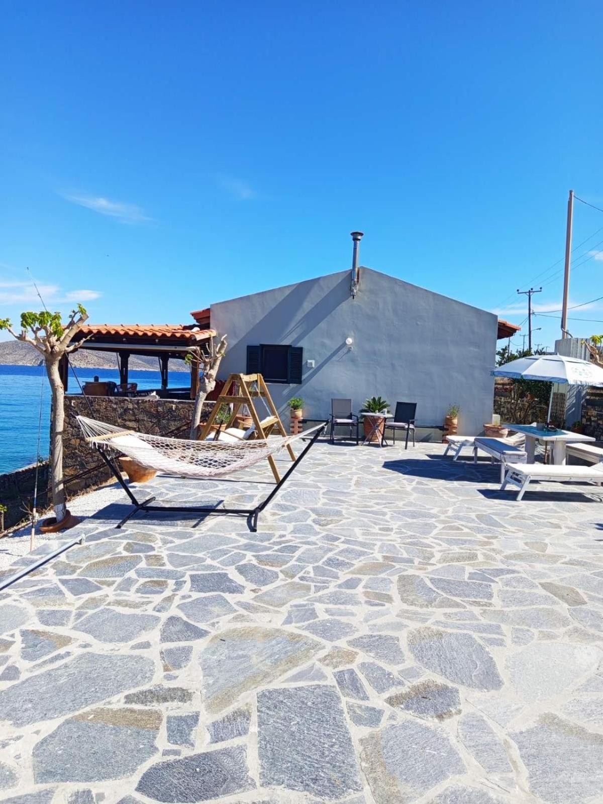 Tholos Alexandra's Beachfront House Holiday home